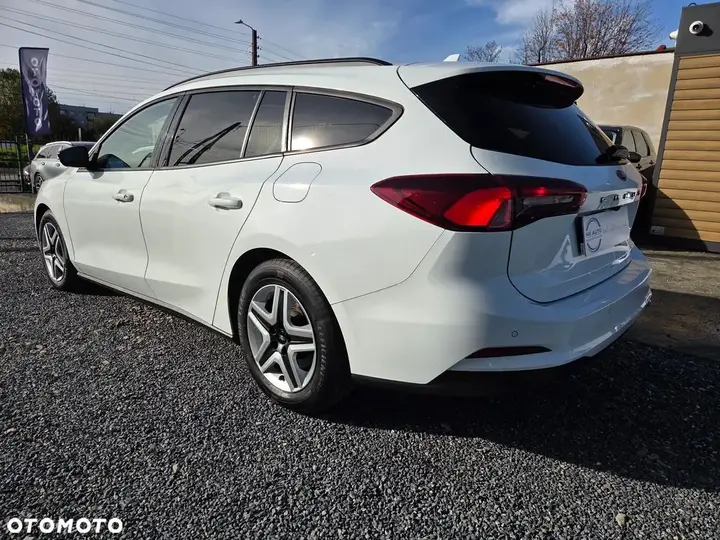 Ford Focus 2022 photo 4