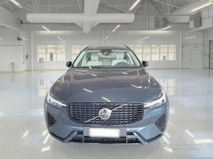 Volvo Xc60 2023 photo 2