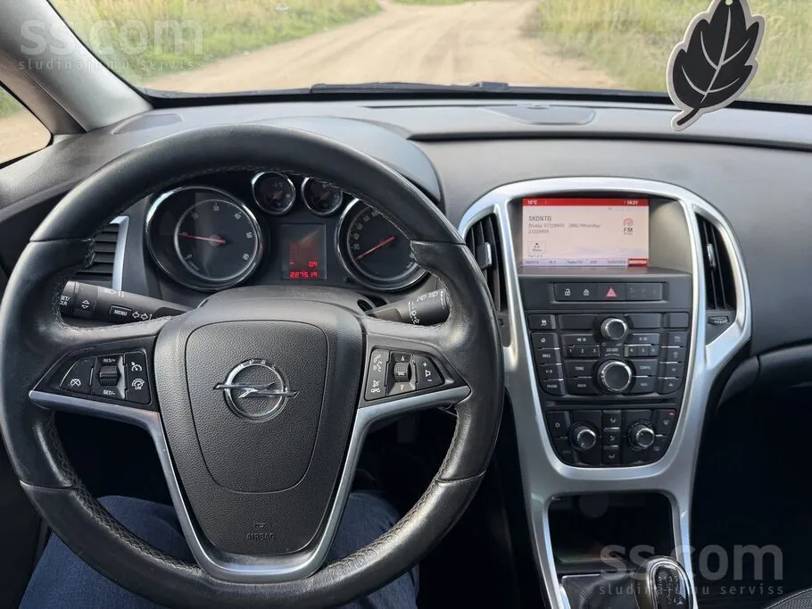 Opel Astra 2014 photo 5