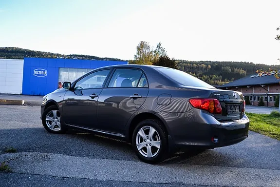 Toyota Corolla 2010 photo 3