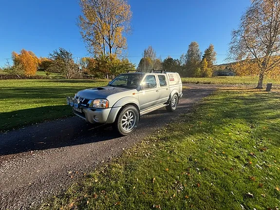 Nissan Navara 2003 photo 2
