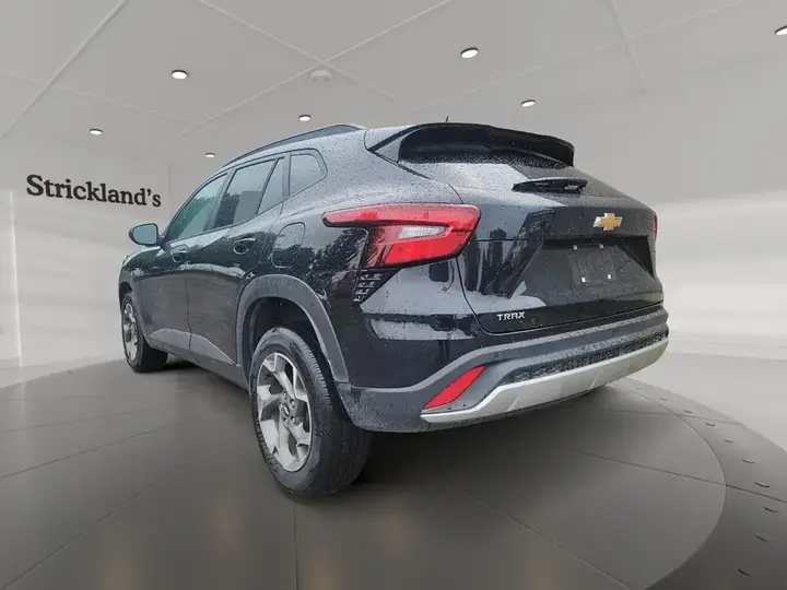 Chevrolet Trax 2026 photo 4
