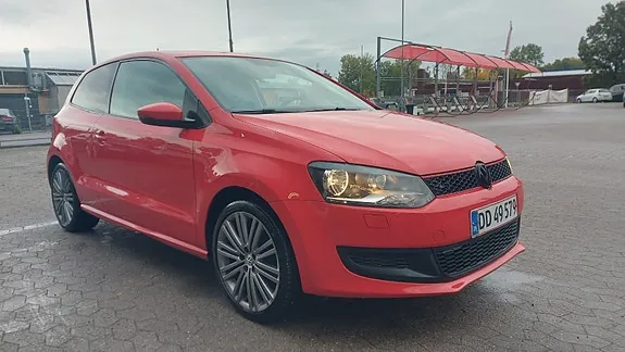 Volkswagen Polo 2011 photo 4