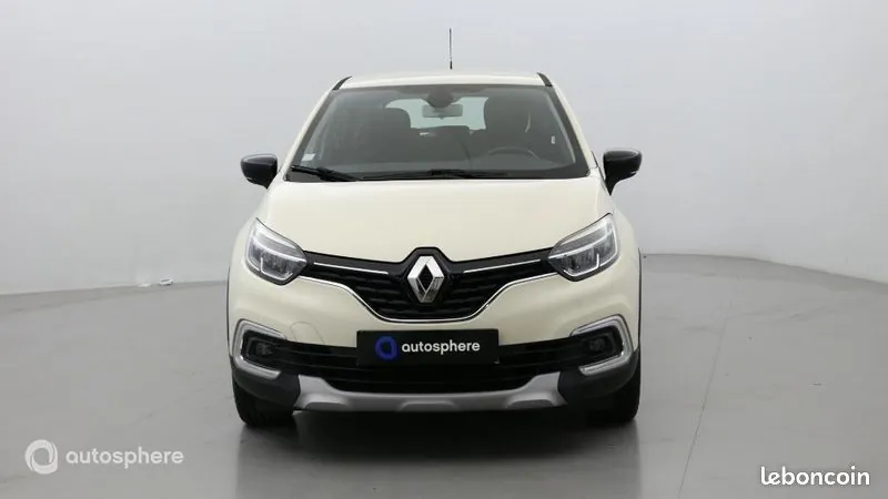 Renault Captur 2019 photo 2
