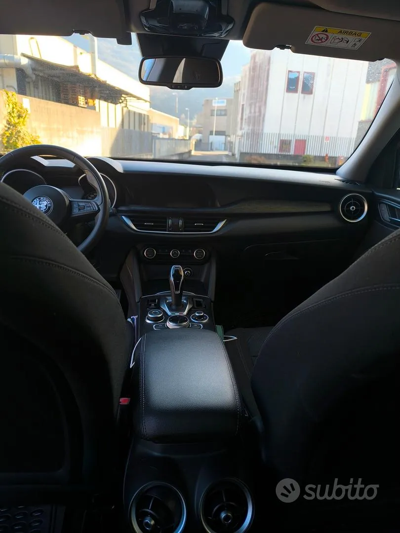 Alfa Romeo Stelvio 2021 photo 5