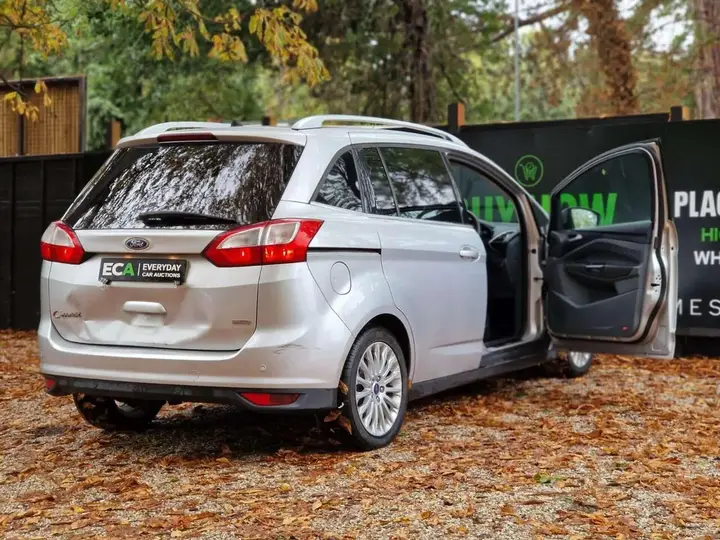 Ford Grand C-Max 2012 photo 5
