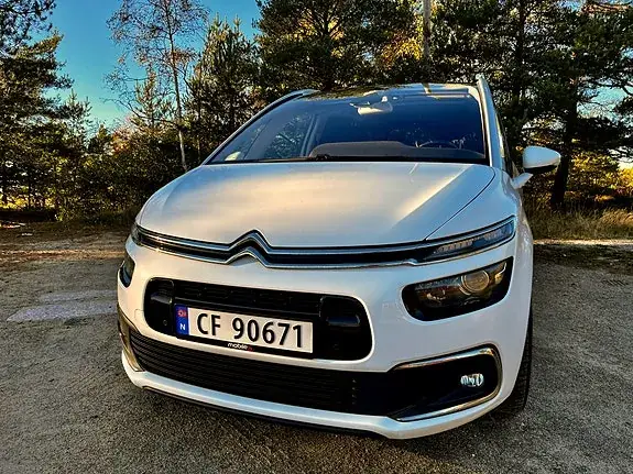 Citroen Grand C4 Picasso 2017 photo 3