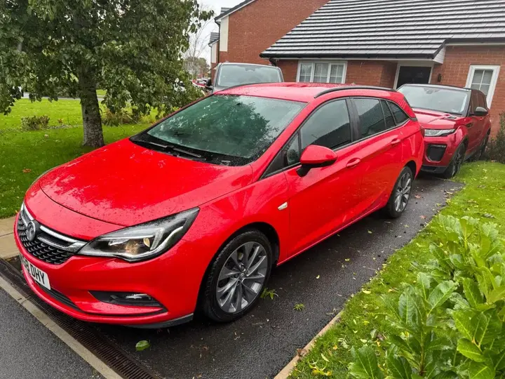 Vauxhall Astra 2019 photo 3