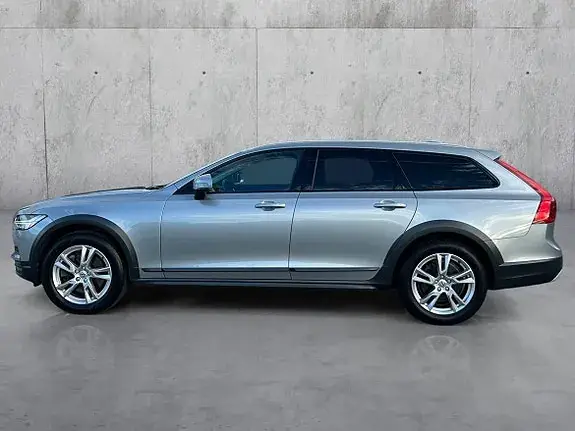 Volvo V90 Cross Country 2019 photo 2
