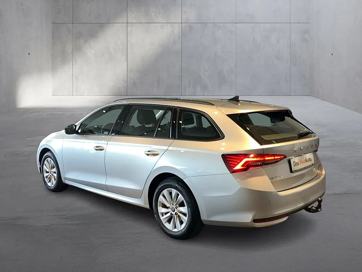 Skoda Octavia 2025 photo 3