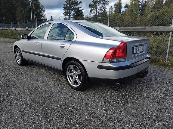 Volvo S60 2002 photo 2