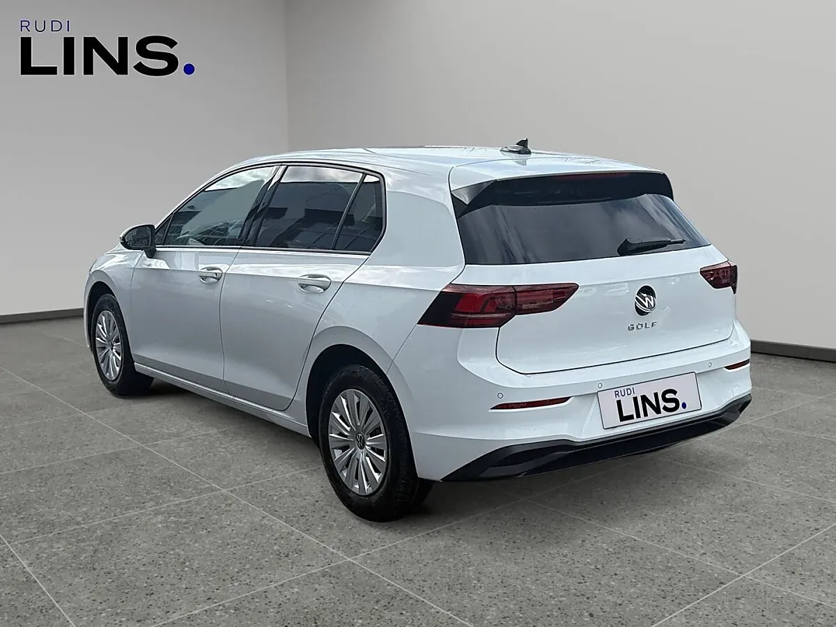Volkswagen Golf 2026 photo 3