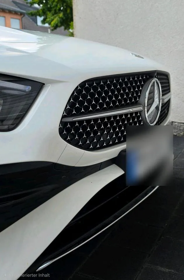 Mercedes-Benz A250E