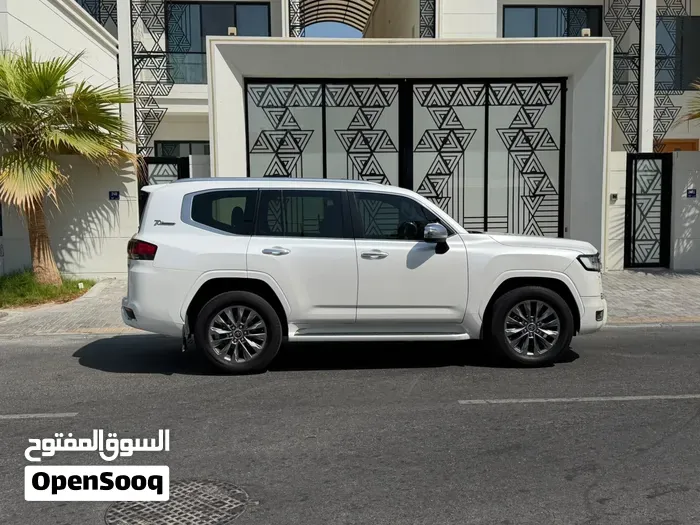 Toyota Land Cruiser Vxr 2022 photo 4
