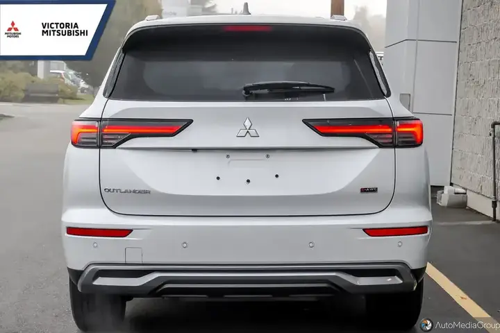 Mitsubishi Outlander 2025 photo 5