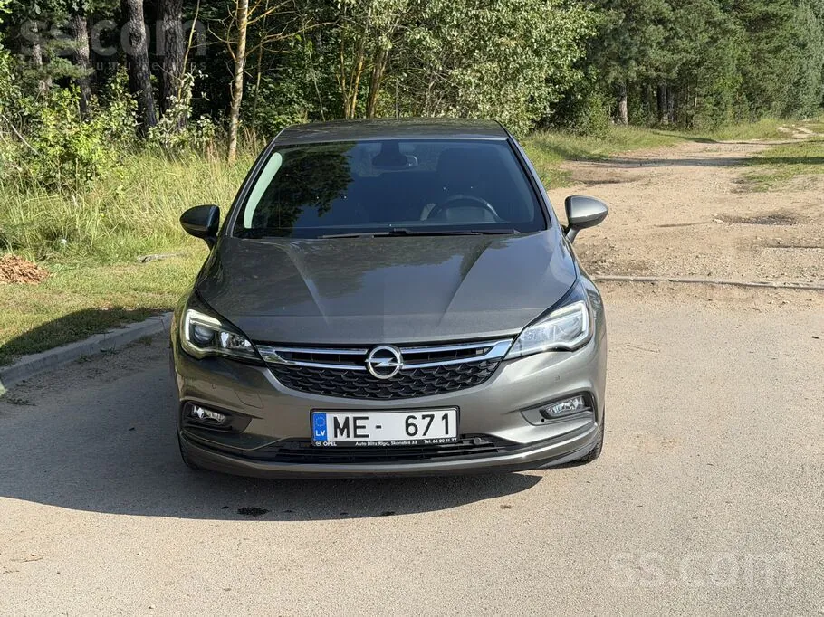 Opel Astra 2019 photo 2