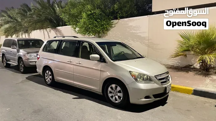 Honda Odyssey 2006 photo 3