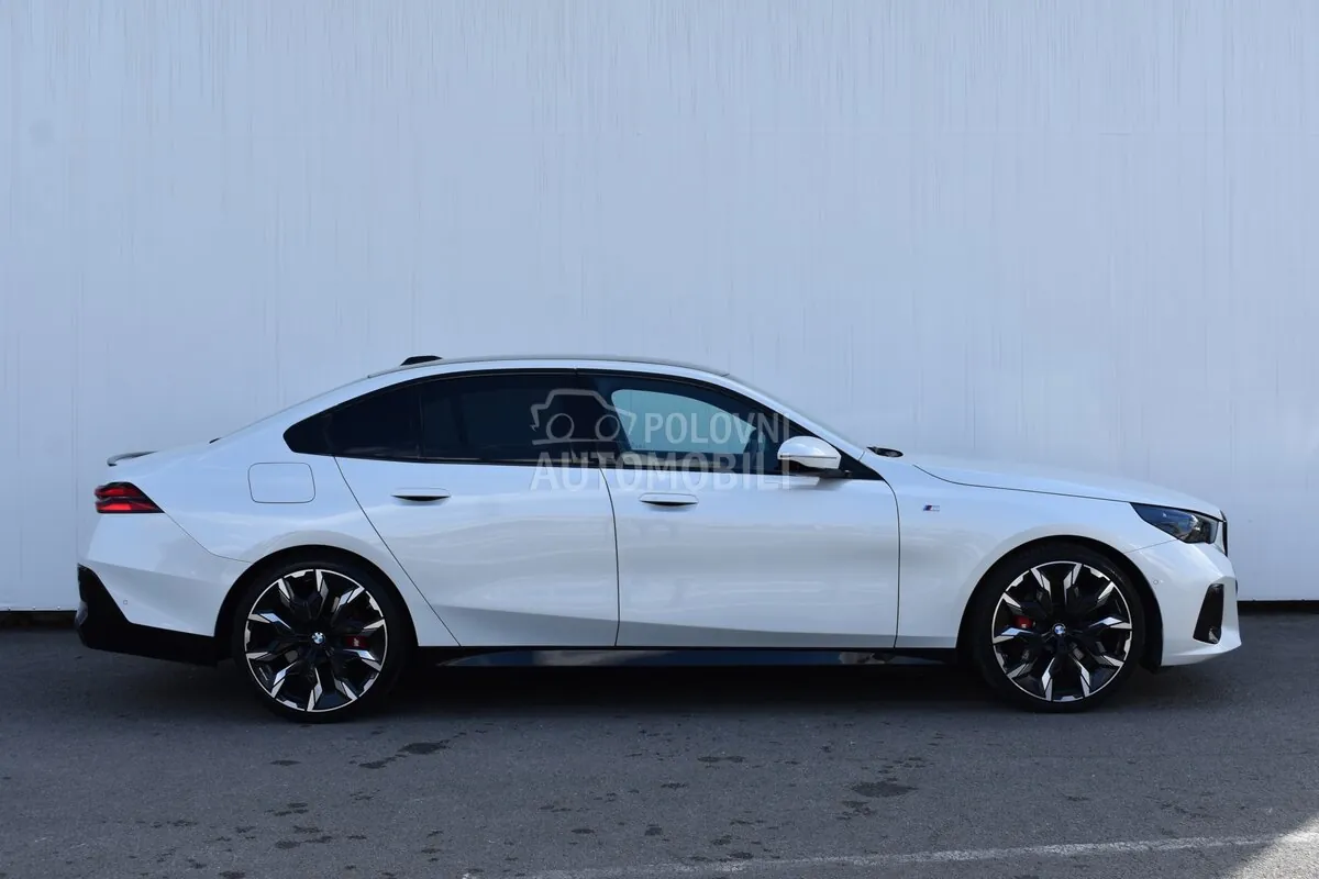 BMW 520 2024 photo 3