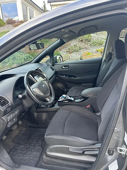 Nissan Leaf 2016 photo 5