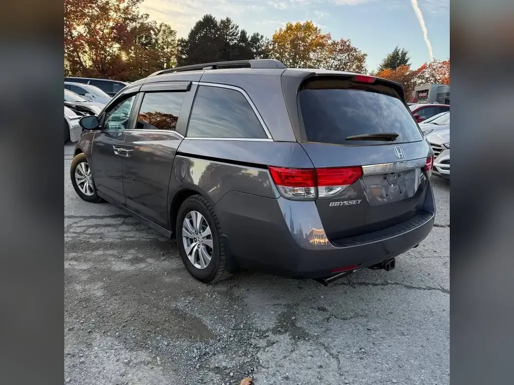 Honda Odyssey 2016 photo 5