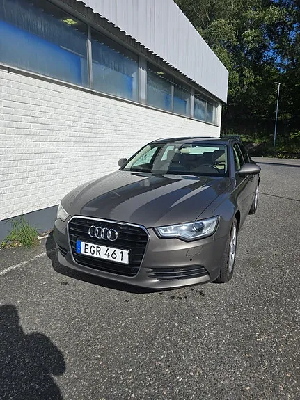 Audi A6 2014 photo 2