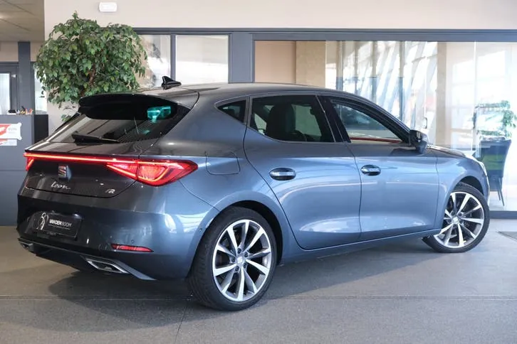 Seat Leon 2020 photo 2