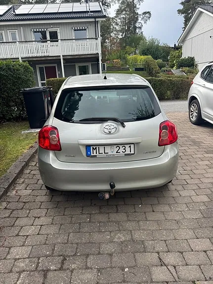 Toyota Auris 2008 photo 2