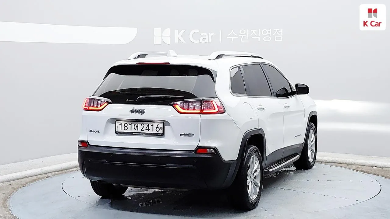 Jeep Cherokee 2019 photo 4