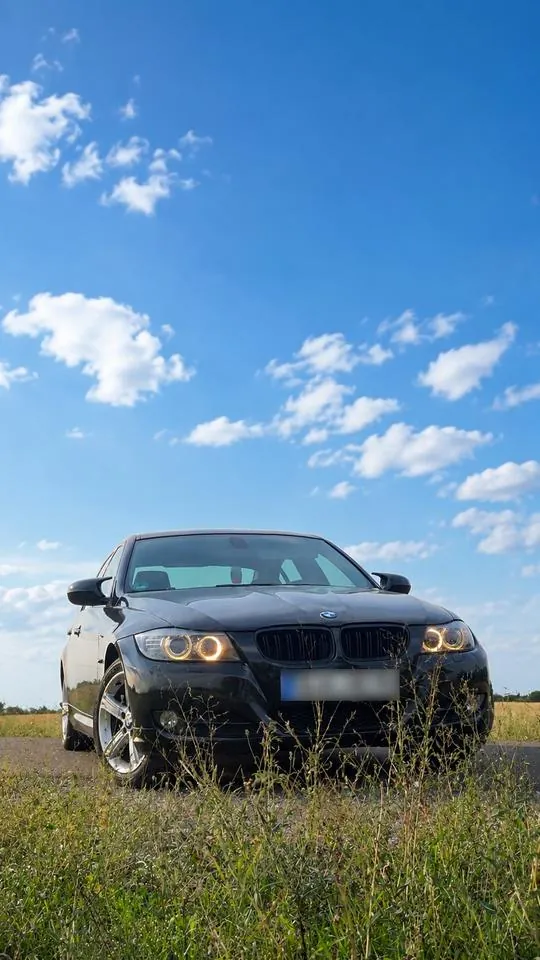 BMW 320I