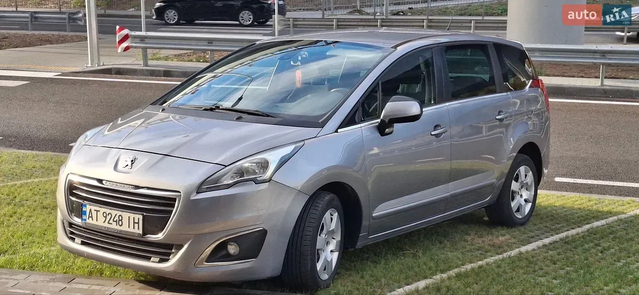 Peugeot 5008