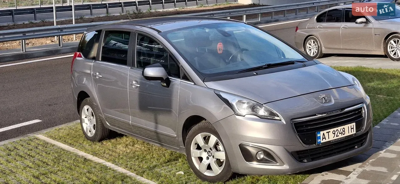 Peugeot 5008 2016 photo 5