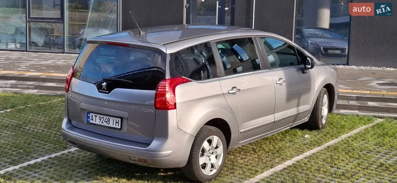 Peugeot 5008 2016 photo 4