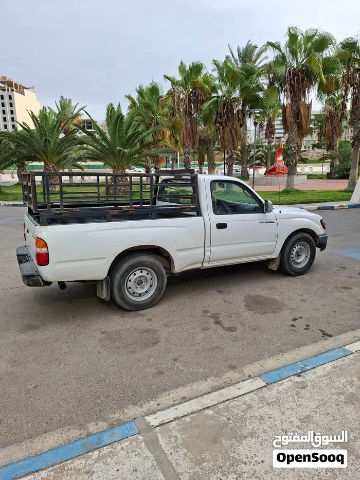Toyota Tacoma 2002 photo 3