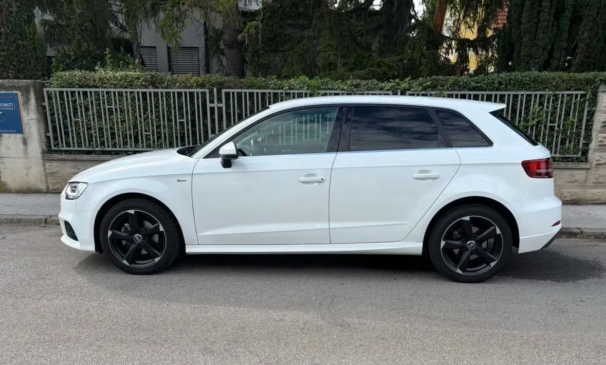 Audi A3 2018 photo 3