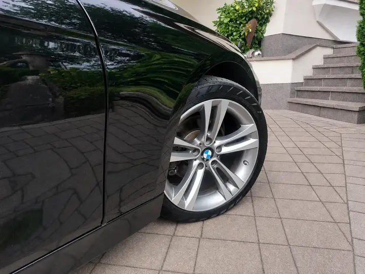 BMW 3 Series 2013 photo 3