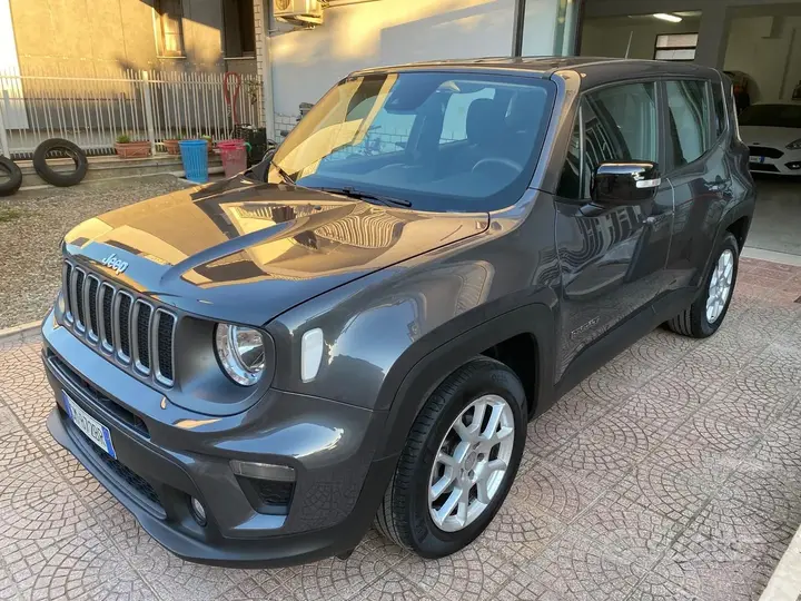 Jeep Renegade 2022 photo 2