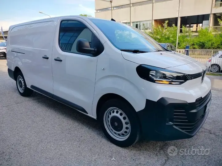 Citroen Jumpy 2024 photo 2