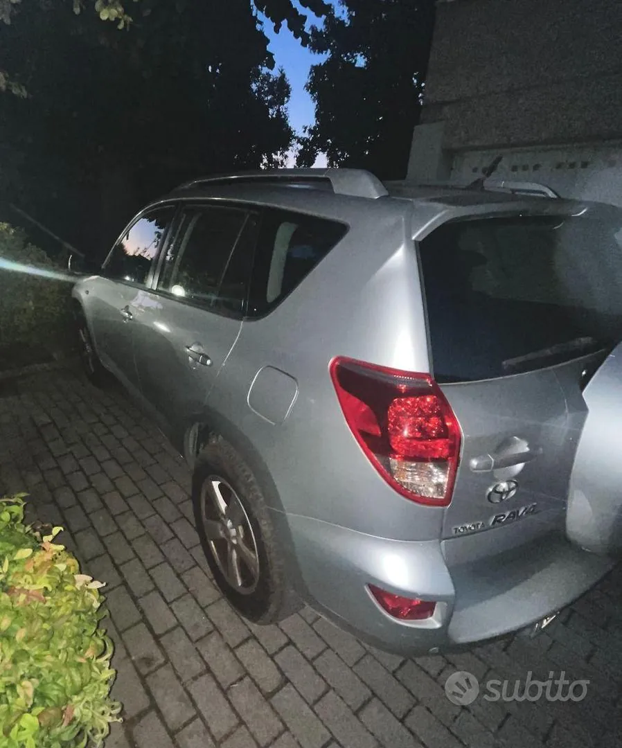 Toyota Rav4 2007 photo 5