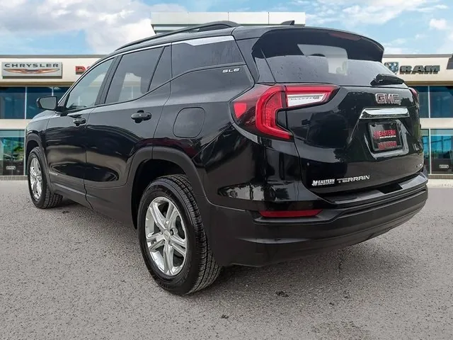 GMC Terrain 2024 photo 3