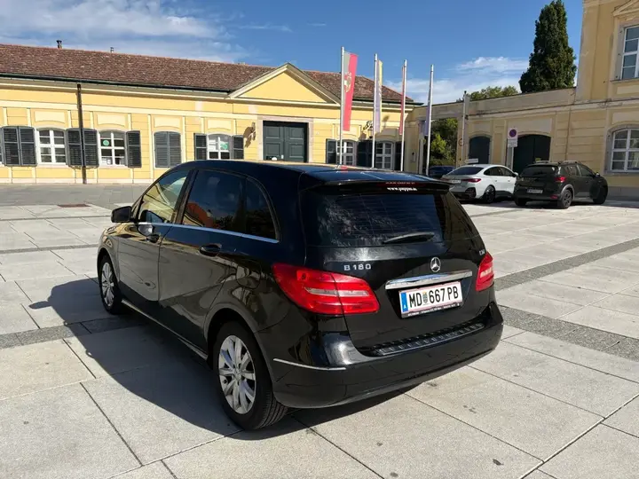 Mercedes-Benz B-Class 2013 photo 3