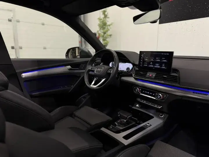 Audi Q5 2023 photo 2