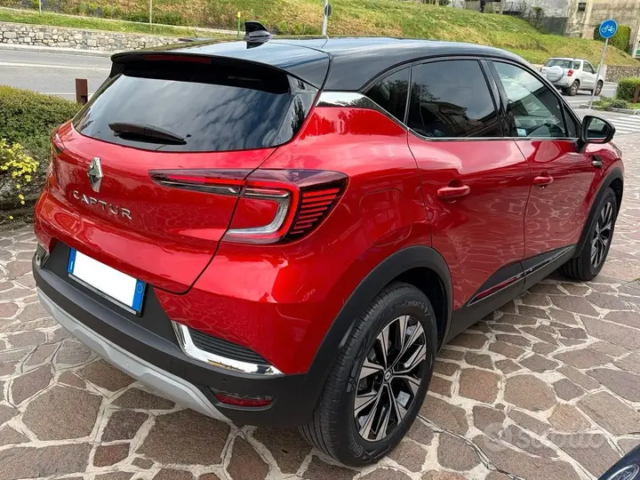 Renault Captur 2023 photo 3
