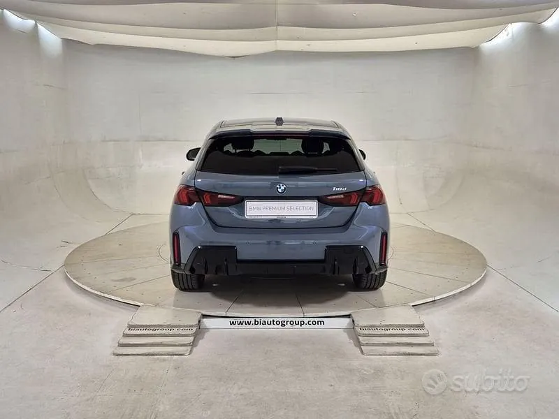 BMW 1 Series 2025 photo 4