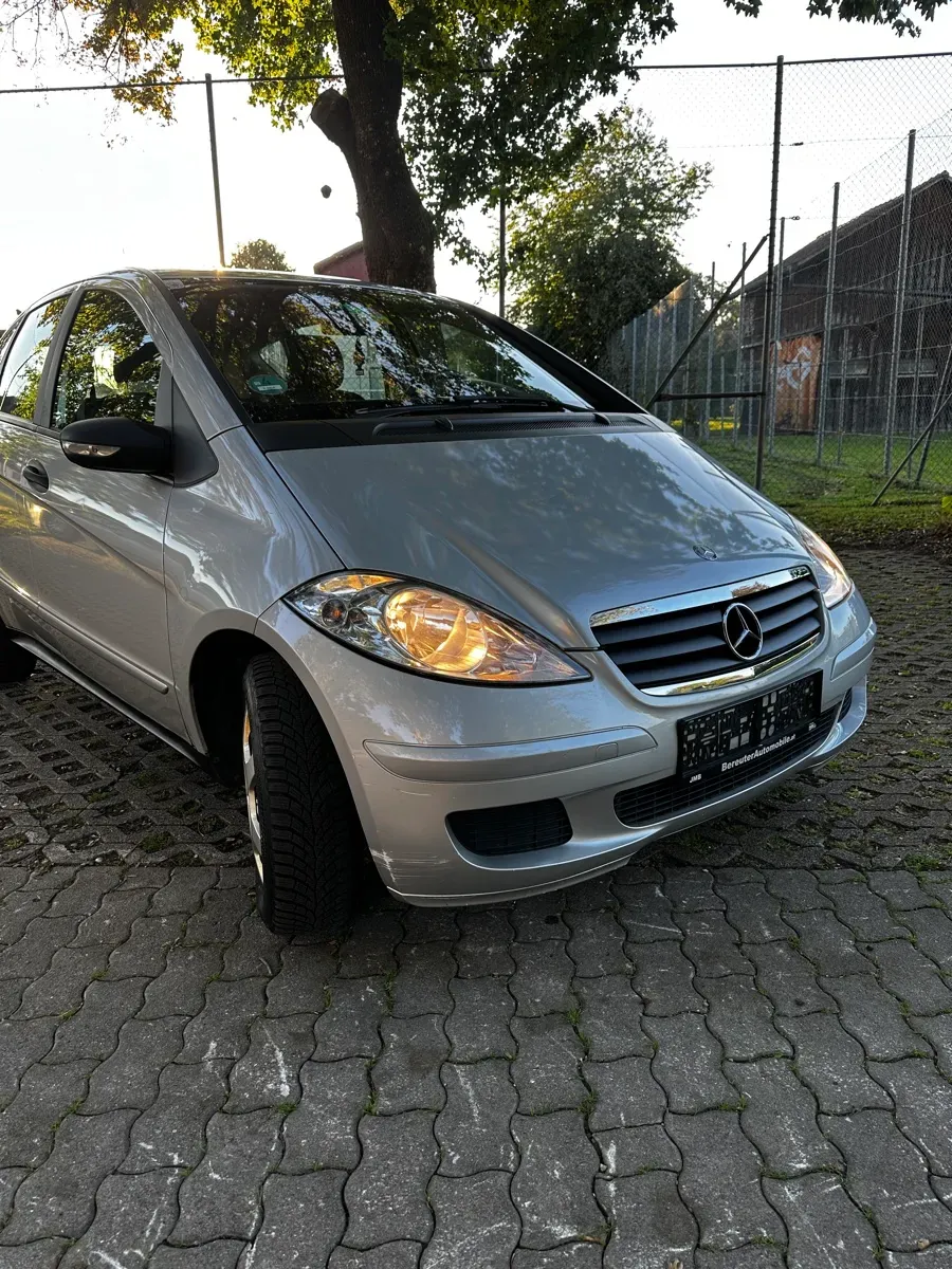 Mercedes-Benz A-Class 2006 photo 2