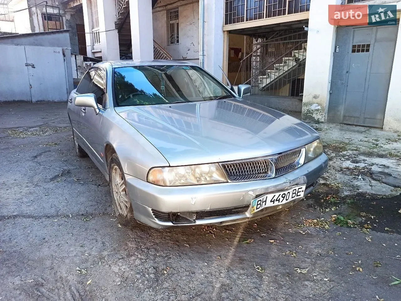 Mitsubishi Diamante
