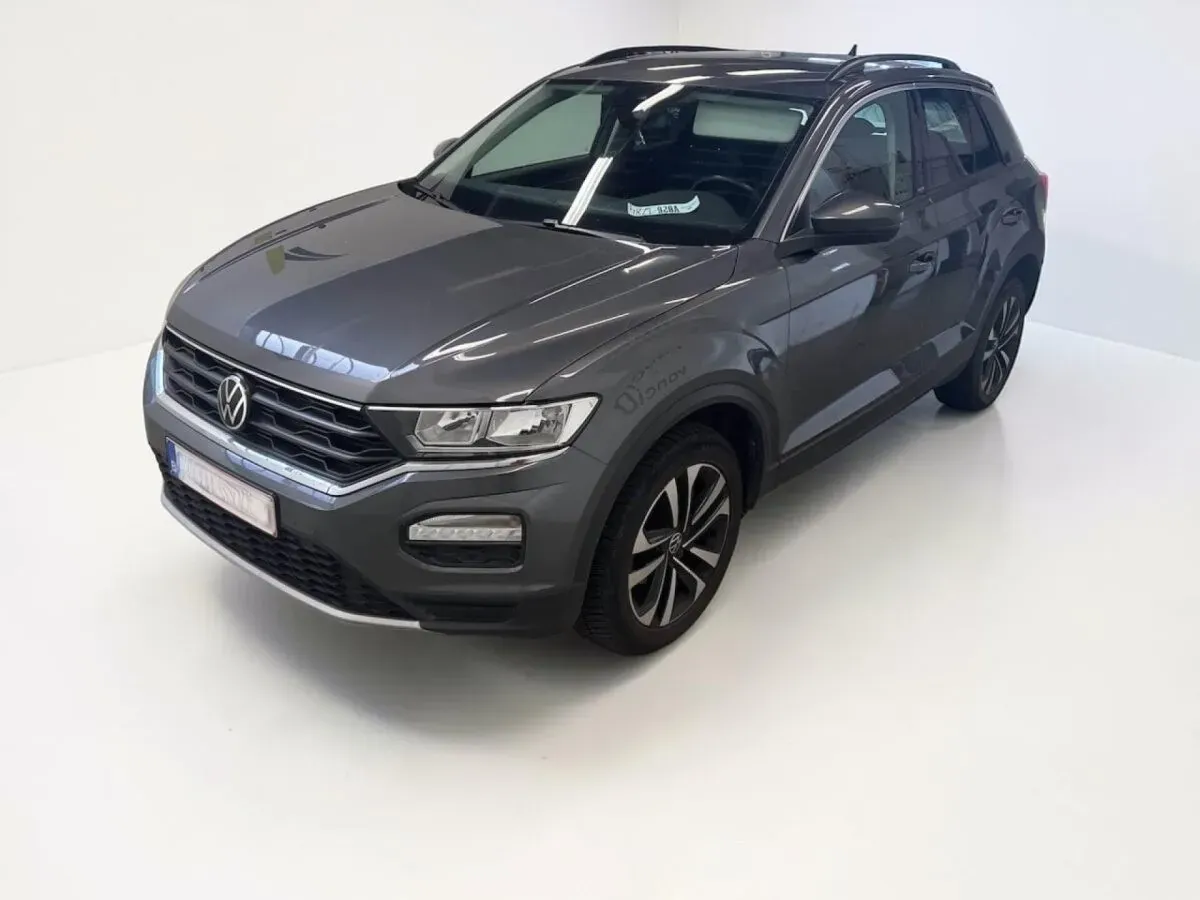 Volkswagen T-Roc 2021 photo 2
