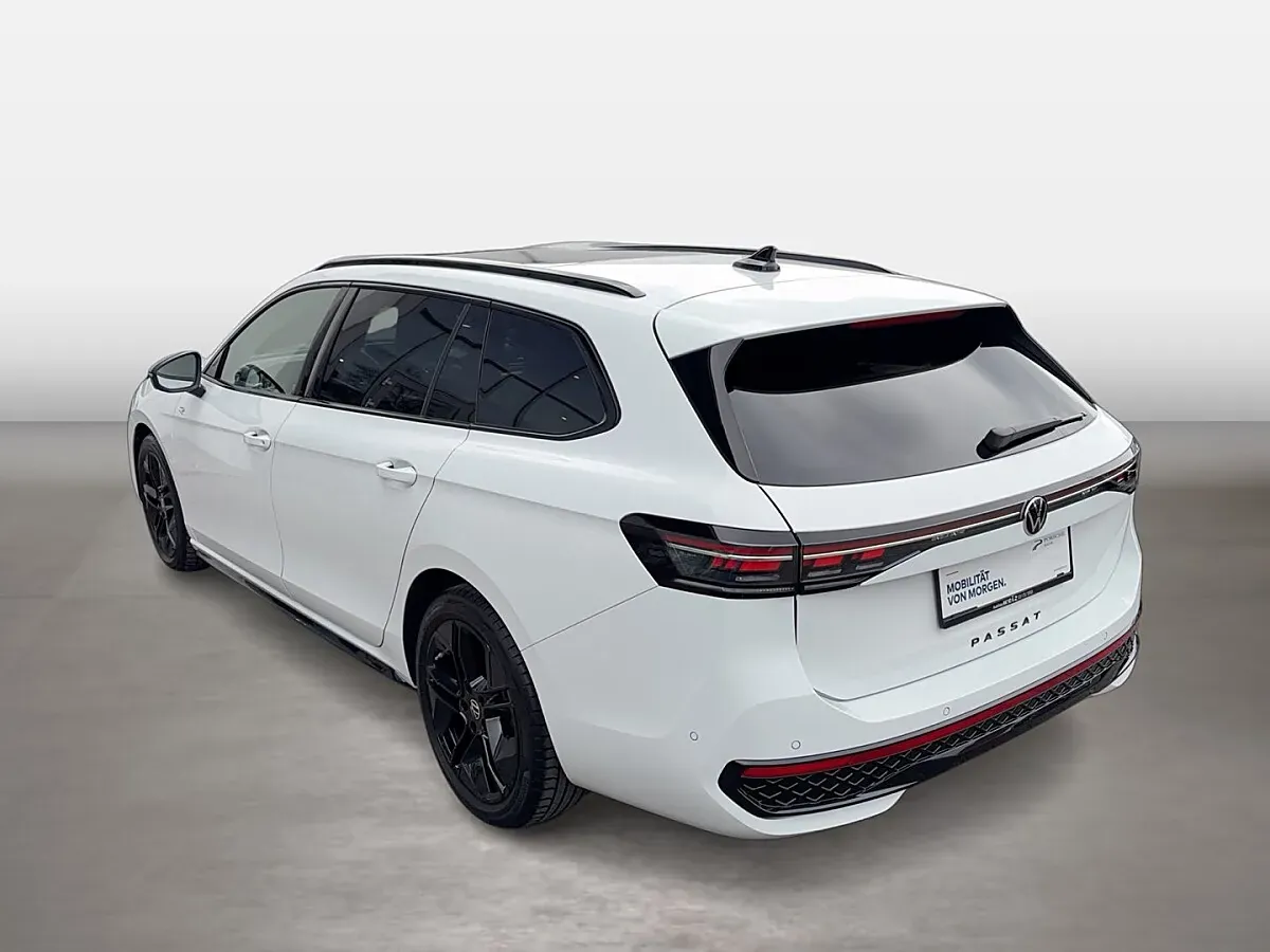 Volkswagen Passat 2024 photo 3