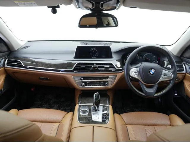 BMW 740I 2017 photo 4