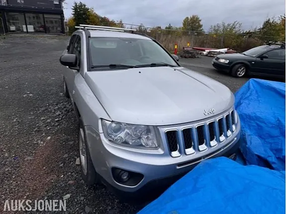 Jeep Compass 2012 photo 4