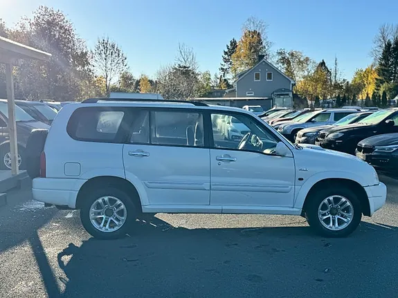 Suzuki Grand Vitara 2004 photo 5